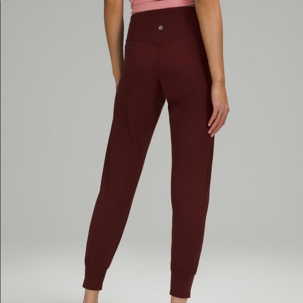 Lululemon joggers!